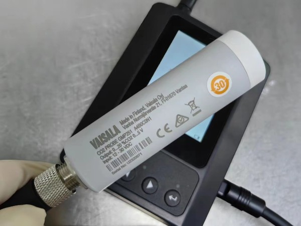 二氧化碳?xì)怏w采集器