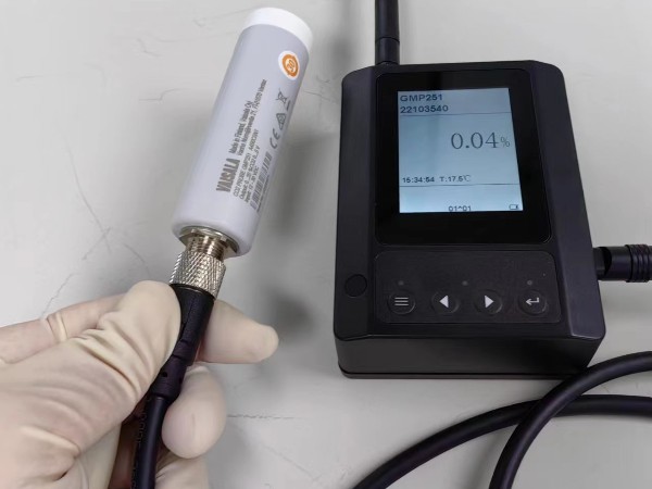 二氧化碳?xì)怏w采集器