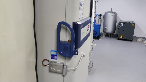 生物冰箱智能鎖是給樣本冰箱又加了一層保護(hù)柜嗎?25.12.22