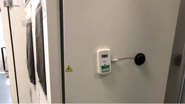 藥品存儲(chǔ)不當(dāng)會(huì)失效變質(zhì)如何確保藥品在適合環(huán)境中儲(chǔ)存?溫濕度監(jiān)控設(shè)備可以幫到你嗎?26.3.31