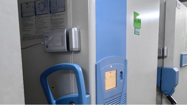 當管理人員不在現(xiàn)場時需要打開冰箱取放樣本怎么辦？又該如何分配權(quán)限呢?25.8.19